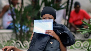 Las solicitudes de asilo caen