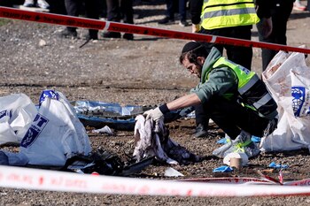 Un trabajador de rescate israelí