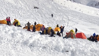 Rescataron a un grupo de montañistas que habían quedado varados por la nieve: cómo fue el operativo