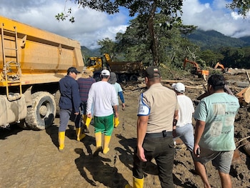 Se sigue buscando a la gobernadora provincial