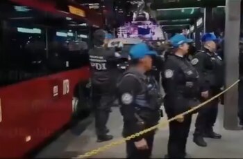 Un hombre murió al interior