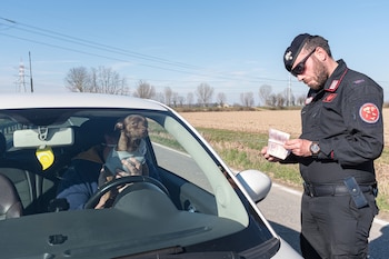 La policía militar de Carabinieri