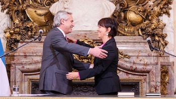 El Presidente le tomó juramento