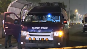 Ataque a colectivo frente al