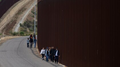 Joe Biden firmará una orden ejecutiva para limitar la entrada diaria de inmigrantes en la frontera con México