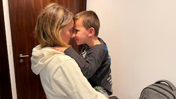 La emoción de Mica Viciconte antes de un viaje soñado: la despedida con su hijo y la broma de Fabián Cubero