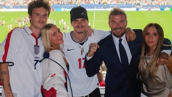 La familia Beckham se reunió en Miami para apoyar a Inglaterra mientras Brooklyn vio el partido televisado