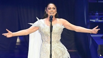 Isabel Pantoja rompe su silencio para despedirse de su director de orquesta, Víctor Eloy López