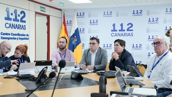 El Gobierno de Canarias no ve condiciones científicas para activar el semáforo volcánico en Tenerife