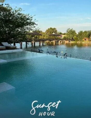 Las postales publicadas por Mauro