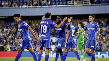 Soria y Ünal levantan al Getafe contra el Racing