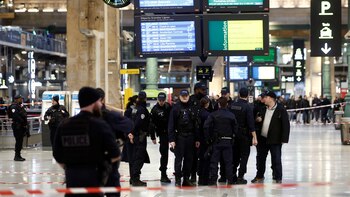 Al menos seis heridos en