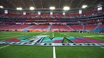 Lista la cancha del estadio