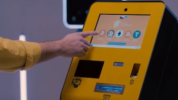 Minnesota ordena el retiro de cajeros de criptomonedas desde el 1 de agosto tras un millonario avance de estafas