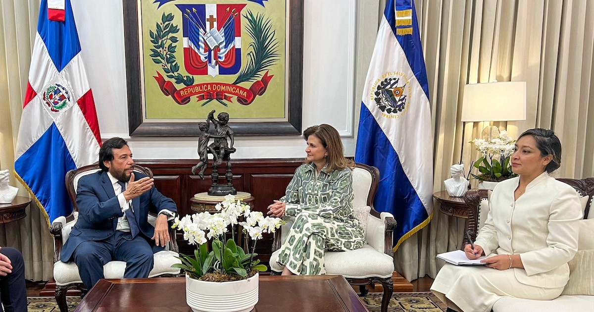 Vicepresidente de El Salvador pide reactivar foro regional del SICA en visita a República Dominicana Vicepresidente de El Salvador pide reactivar foro regional del SICA en visita a República Dominicana