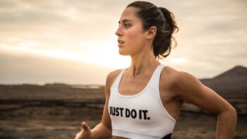 Sara Carmona, docente, entrenadora y