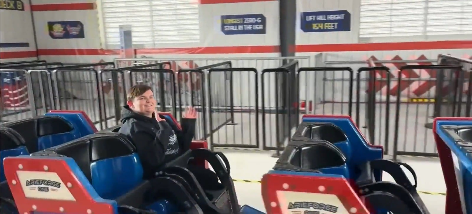 El parque de Fayetteville abrió en los años noventa como Fun Junction USA y se consolidó como un punto de encuentro para familias, excursiones escolares y salidas de fin de semana