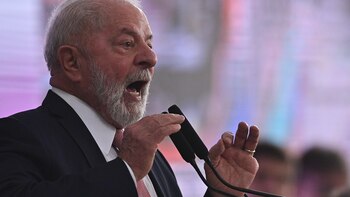 Lula conversa con familiares de