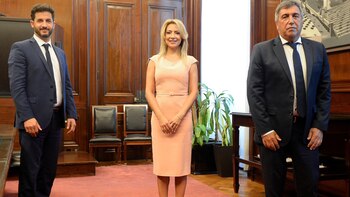 La primera dama Fabiola Yañez