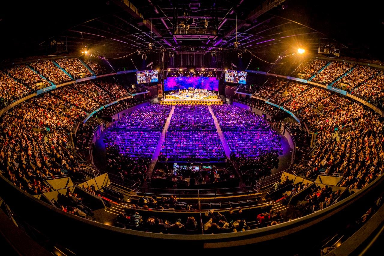 Escenarios bogotanos se preparan para recibir a figuras internacionales, con producciones que integran innovación audiovisual y sonido de alta fidelidad. (Foto: Movistar Arena)