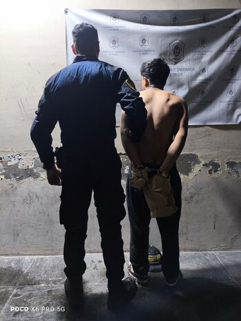 Uno de los detenidos por