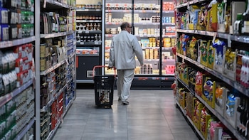 La tasa de ahorro de los hogares cae al 11% en el segundo trimestre, su nivel más bajo en más de tres años