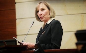 Claudia Dangond, que cuenta con los apoyos de los partidos Conservador, de la U, Centro Democrático y Cambio Radical, es una de las candidatas a magistrada de la Corte Constitucional - crédito @senadogovco/X