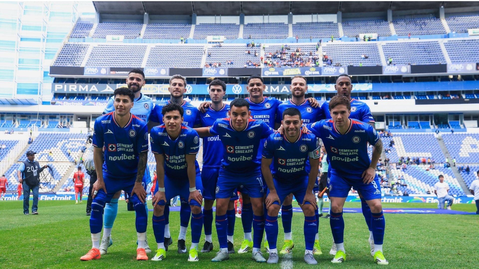 Cruz Azul debutó en el Estadio Cuauhtémoc (X/ @CruzAzul)