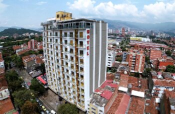 Hotel Dorado de Medellín, lugar