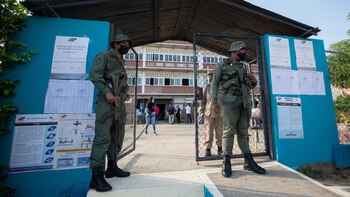Más de 350.000 militares custodiarán