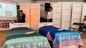 Las camas anti sexo volverán