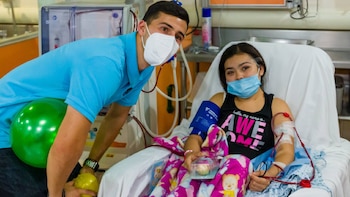 Los futbolistas buscaron darle un día de alegría a los pequeños pacientes del Instituto Nacional de Pediatría.