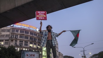Un tribunal condena a siete colaboradores de la derrocada Sheij Hasina a muerte por la represión de 2024