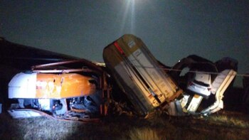 Se descarriló tres con autos