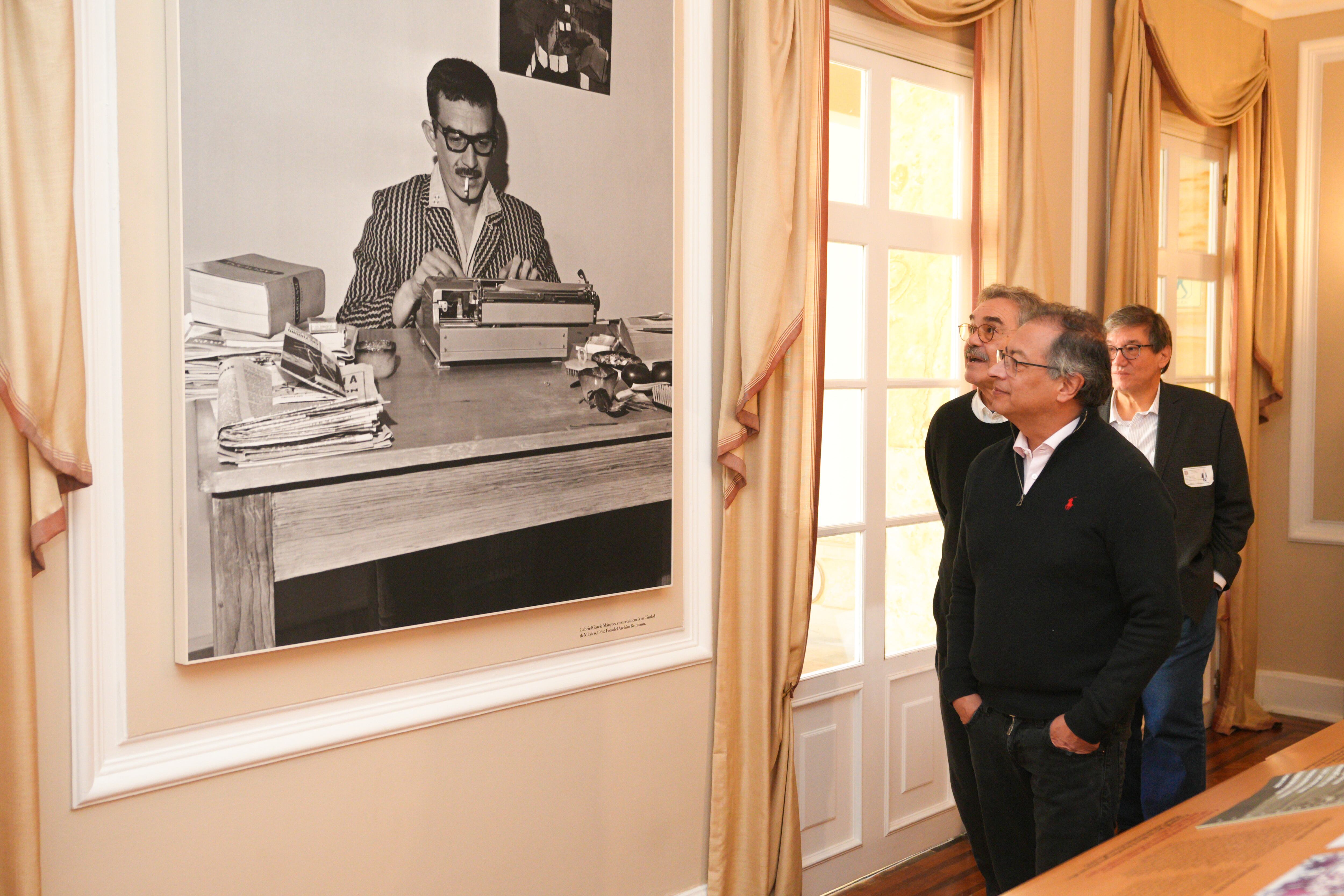 Es tal la admiración del presidente Gustavo Petro por García Márquez, que ordenó la creación de un salón en su honor en la Casa de Nariño - crédito Presidencia