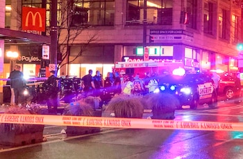 La policía trabaja en la