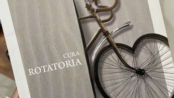 La escritora mexicana Lucila Navarrete presenta, en forma de ensayo, una autobiografía ciclística