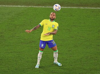 Dani Alves en un partido