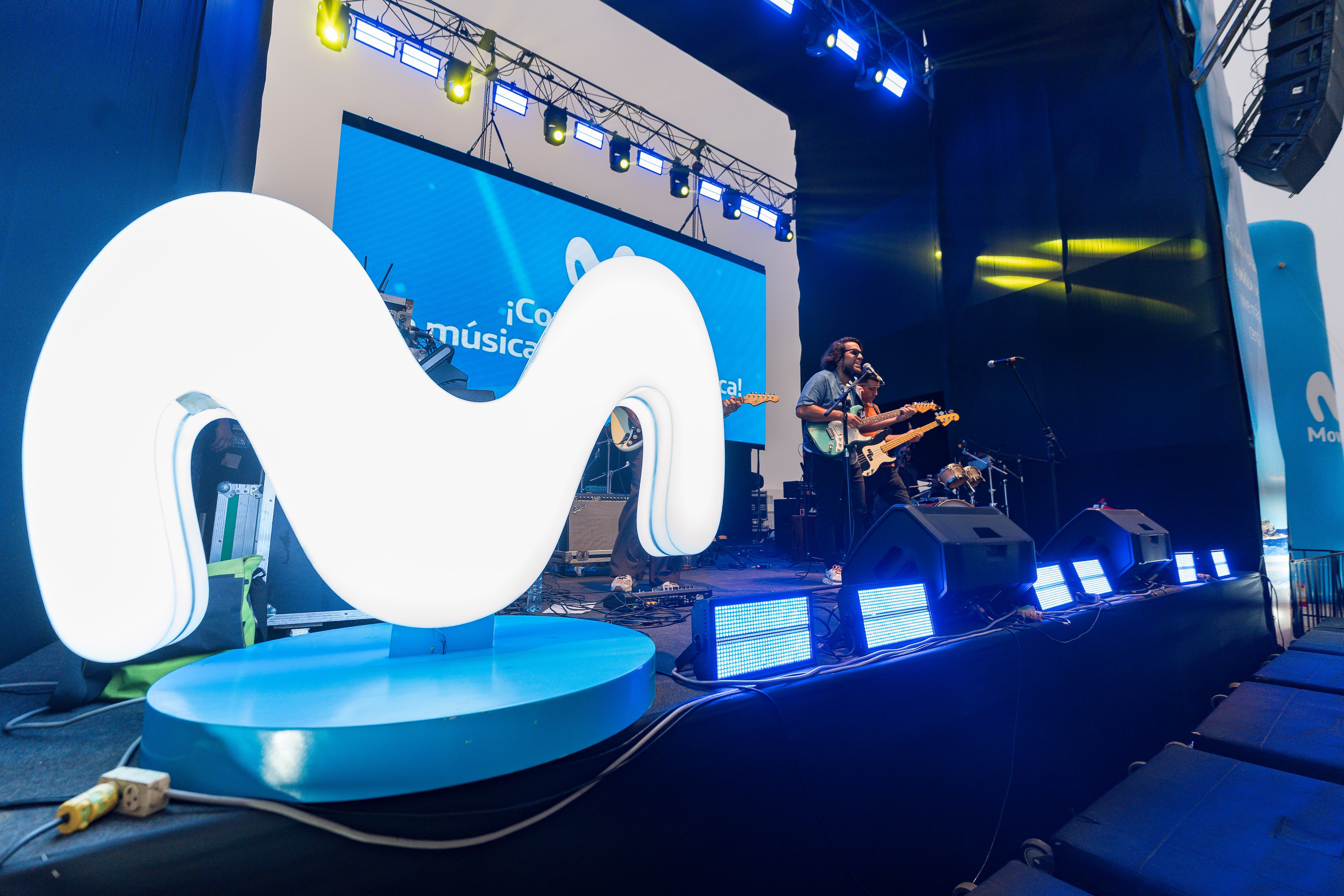 Ritmo y frescura: El estilo folk de We The Lion puso el ritmo a la tarde de verano el pasado 14 de febrero en Playa Sol y Mar.