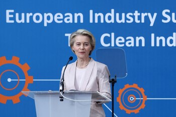 La presidenta de la Comisión