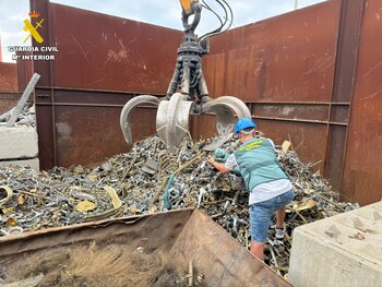 El establecimiento de reciclado y recuperación de metales donde se han encontrado las estatuas (Guardia Civil)