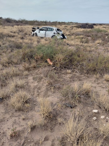 Un Peugeot 208 que circulaba desde la provincia de Neuquén con destino a Buenos Aires volcó en la Ruta 20