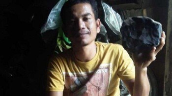 Josua Hutagalung con el