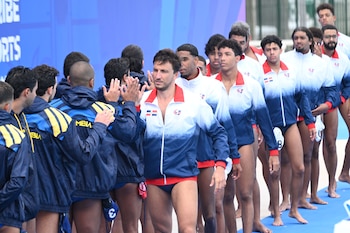 El polo acuático dio inició este lunes a los Juegos Centroamericanos y del Caribe de Santo Domingo 2026, a falta de cuatro días para la inauguración oficial.