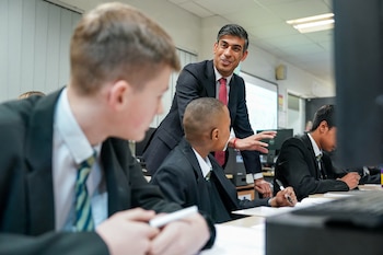 Expertos proponen mejorar la alfabetización