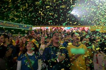 El éxito de CazéTV también generó críticas en Brasil por un formato de transmisiones deportivas que algunos consideran excesivo