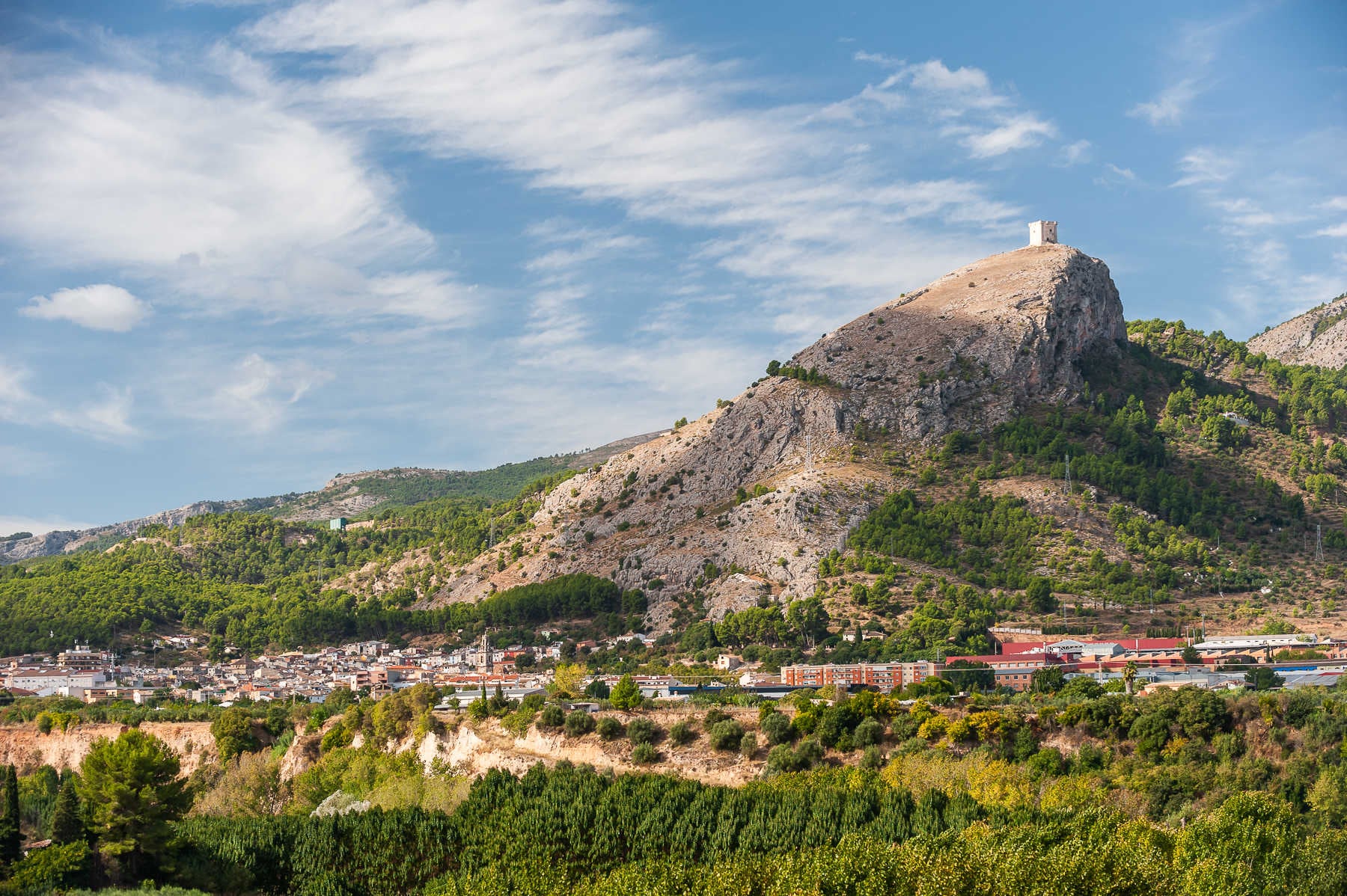 El pueblo de interior en Alicante que es perfecto para una escapada gastronómica de otoño: “Tiene una de las ferias medievales más antiguas de España”
