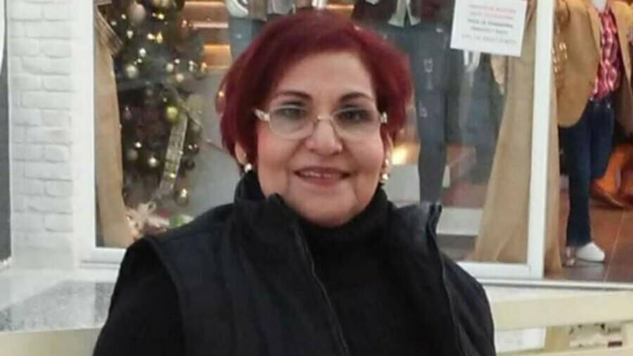 Su búsqueda la llevó a cambiar su apariencia, vigilar las casas de los miembros del cártel y pasar horas revisando las redes sociales en busca de pistas