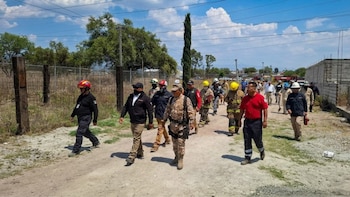 Pemex atiende derrumbe de túnel clandestino en Acolman: hay al menos cuatro atrapados