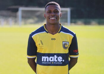 El futbolista colombiano Ángel Torres